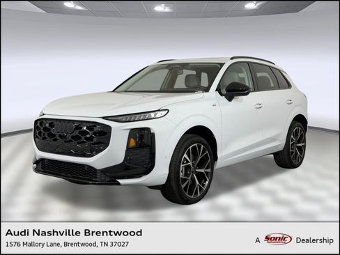 New 2026 Audi Q3 quattro 2.0T AWD/4WD image 1