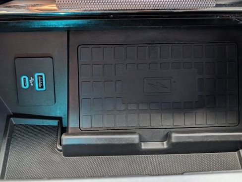 Used 2021 Ford F150 Platinum w/ Equipment Group 701A High image 21