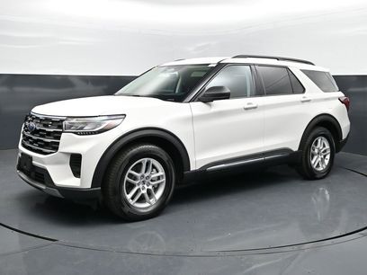 Used 2025 Ford Explorer Active