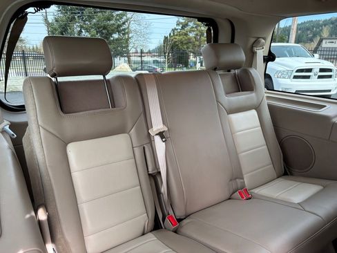 Used 2006 Ford Expedition Eddie Bauer image 35