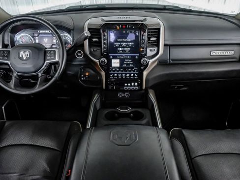 Used 2020 RAM 3500 Laramie image 15