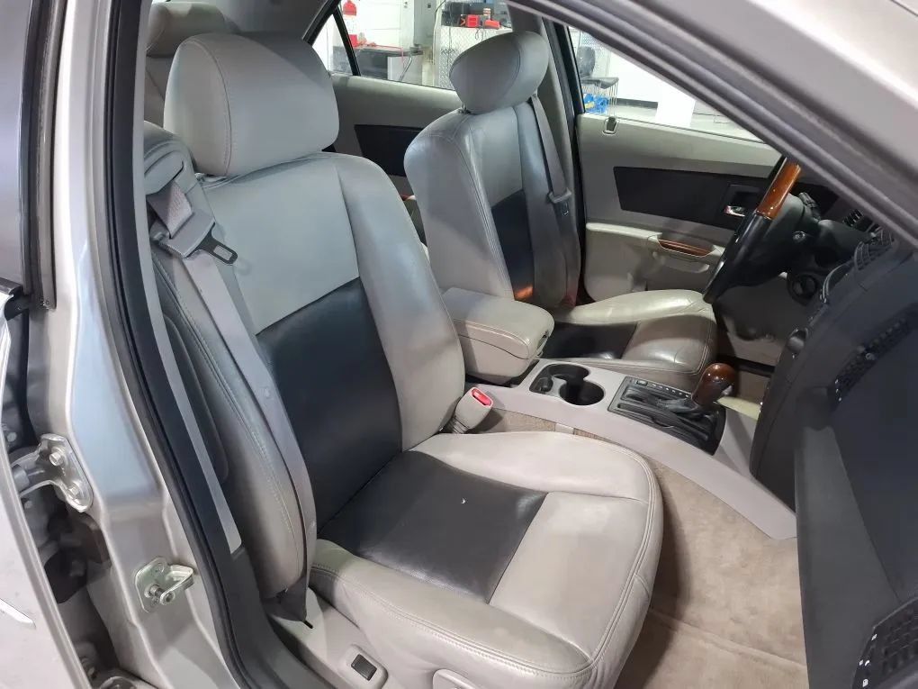 Used 2005 Cadillac CTS 3.6 w/ Luxury Package RWD image 5