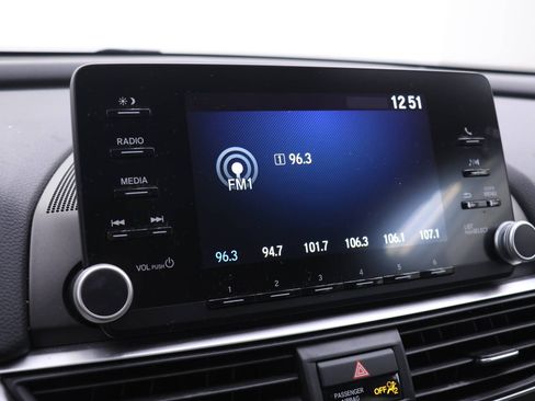 Used 2019 Honda Accord LX image 8