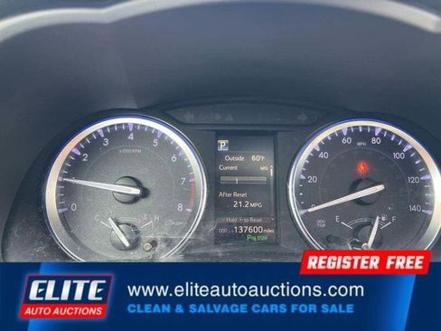 Used 2018 Toyota Highlander Limited Platinum w/ Carpet Mat Package (TMS) AWD/4WD image 14