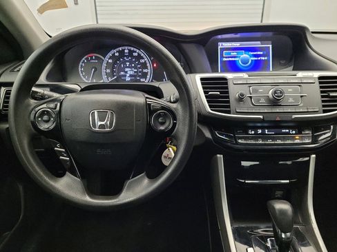 Used 2017 Honda Accord LX image 22