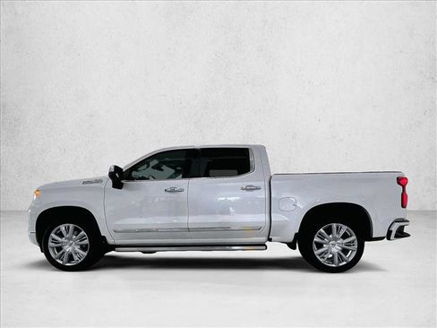 Used 2024 Chevrolet Silverado 1500 High Country RWD image 6