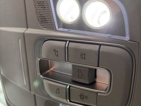 Used 2019 Hyundai Santa Fe AWD image 28