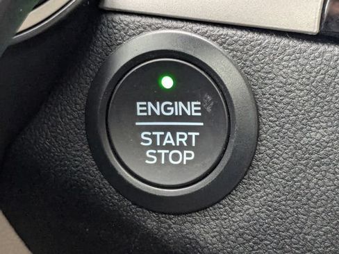 Used 2020 Ford Escape SE Sport FWD image 38