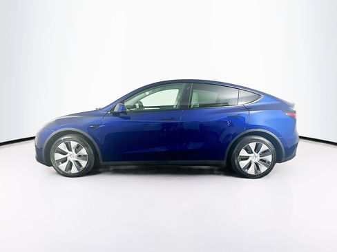 Used 2023 Tesla Model Y Long Range image 4