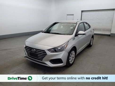 Used 2020 Hyundai Accent SE FWD image 1