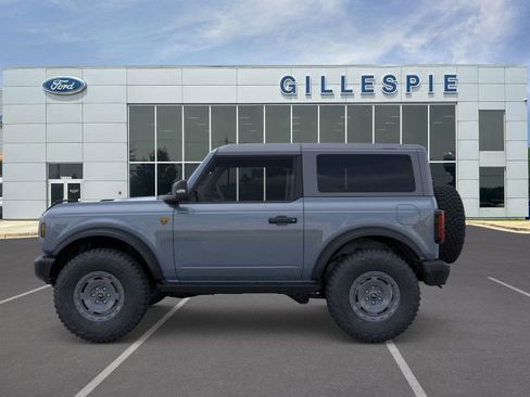 New 2025 Ford Bronco Badlands image 3