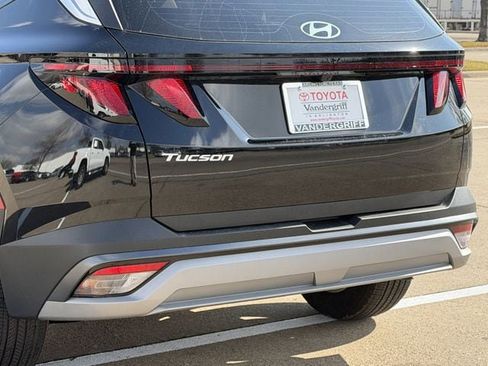 Used 2025 Hyundai Tucson SE image 6