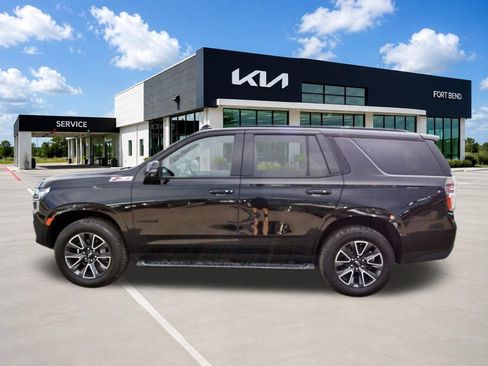 Used 2021 Chevrolet Tahoe Z71 w/ Z71 Signature Package AWD/4WD image 8