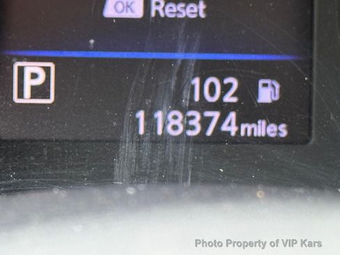 Used 2018 Nissan Rogue SV FWD image 19