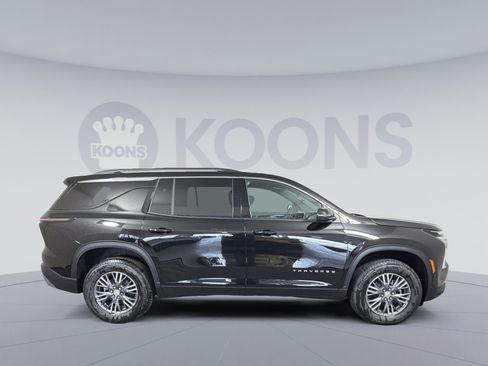 New 2026 Chevrolet Traverse LT FWD image 8