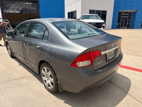Used 2011 Honda Civic LX image 2