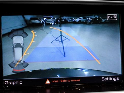 Used 2016 Audi Q5 2.0T Premium Plus w/ Technology Package image 34