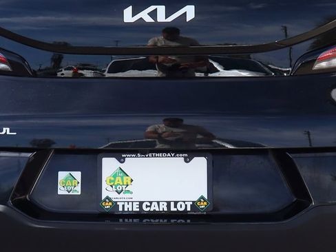 Used 2024 Kia Soul LX w/ Option Group 015 image 21