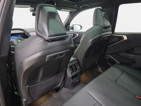 Certified 2025 BMW X3 xDrive30i image 10