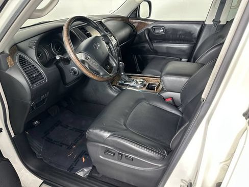 Used 2017 INFINITI QX80 4WD w/ Driver Assistance Package image 3