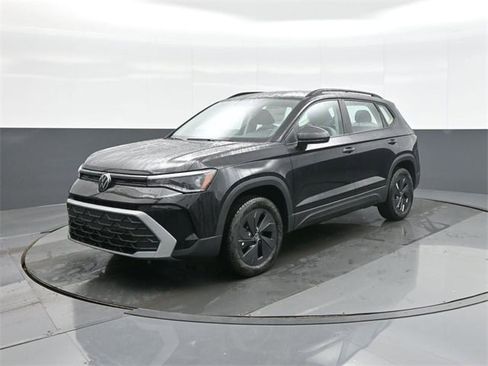 New 2026 Volkswagen Taos S image 3