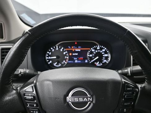 Used 2023 Nissan Frontier SV w/ SV Convenience Package AWD/4WD image 17
