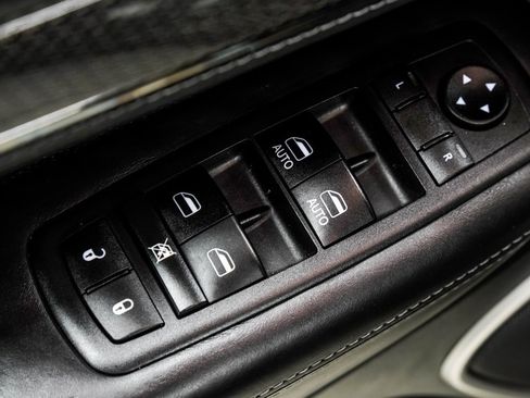 Used 2018 Jeep Grand Cherokee Trackhawk image 48