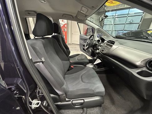 Used 2009 Honda Fit Sport image 34