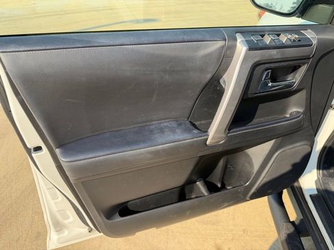 Used 2023 Toyota 4Runner SR5 Premium image 10