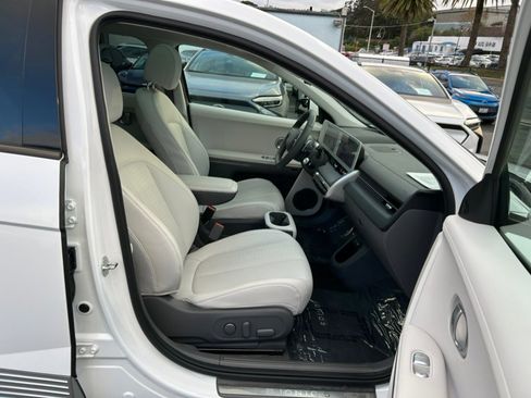 Used 2024 Hyundai Ioniq 5 Limited image 51