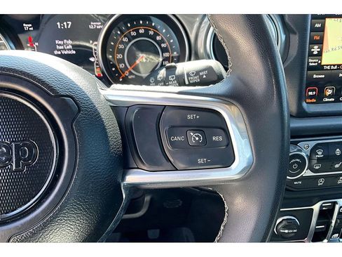 Used 2023 Jeep Wrangler Unlimited Sahara w/ Cold Weather Group AWD/4WD image 18