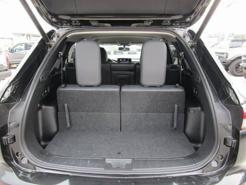 Used 2024 Mitsubishi Outlander SE image 16