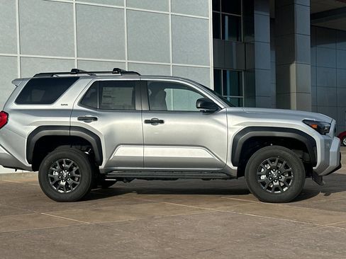 New 2026 Toyota 4Runner SR5 image 3