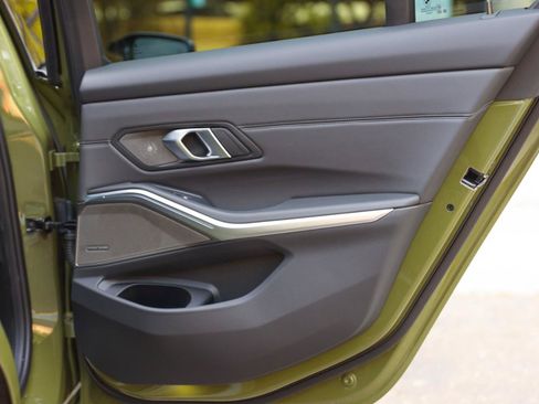 Used 2025 BMW M3 RWD image 54