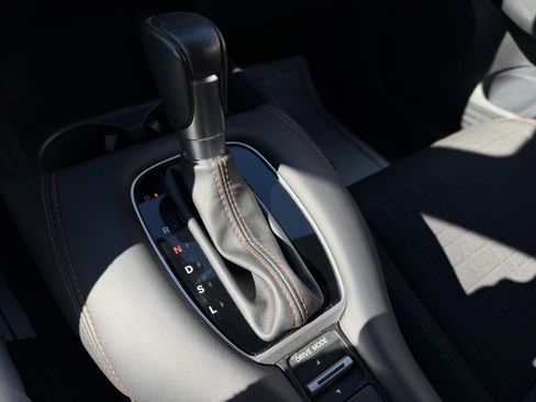 Used 2024 Honda HR-V Sport image 18