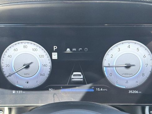 Used 2024 Hyundai Elantra Limited FWD image 22