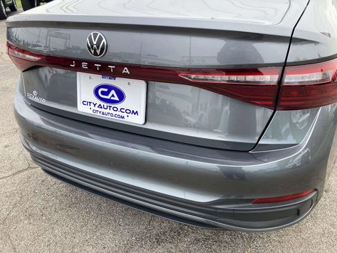 Used 2025 Volkswagen Jetta S FWD image 11