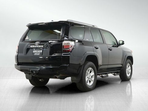 Used 2018 Toyota 4Runner SR5 Premium image 5