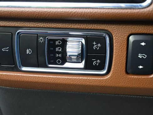 Used 2024 Lincoln Navigator Reserve w/ Equipment Group 201A AWD/4WD image 25