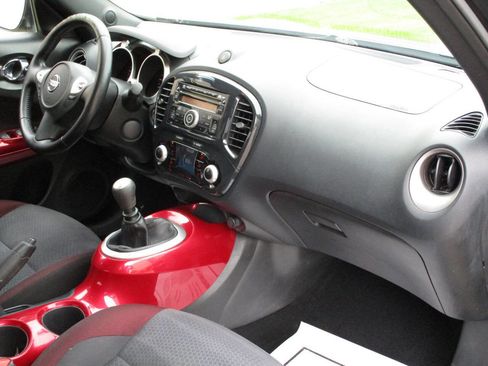 Used 2012 Nissan Juke SV image 7