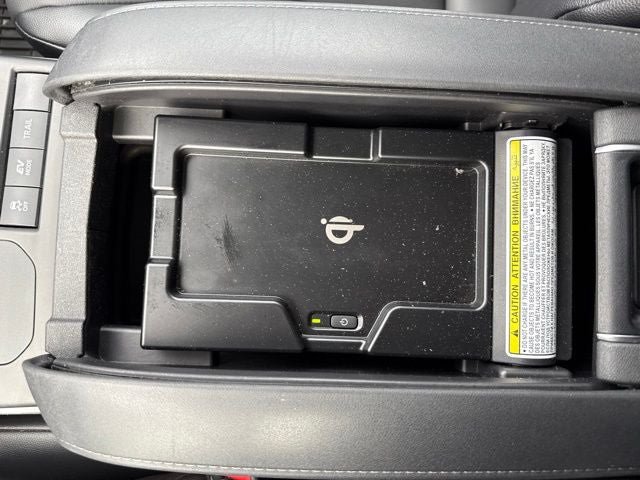 Used 2020 Toyota Highlander XLE AWD/4WD image 39