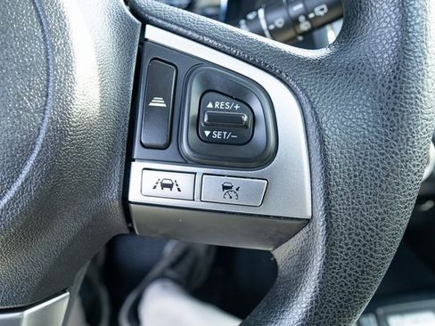 Used 2018 Subaru Forester 2.5i Premium image 22