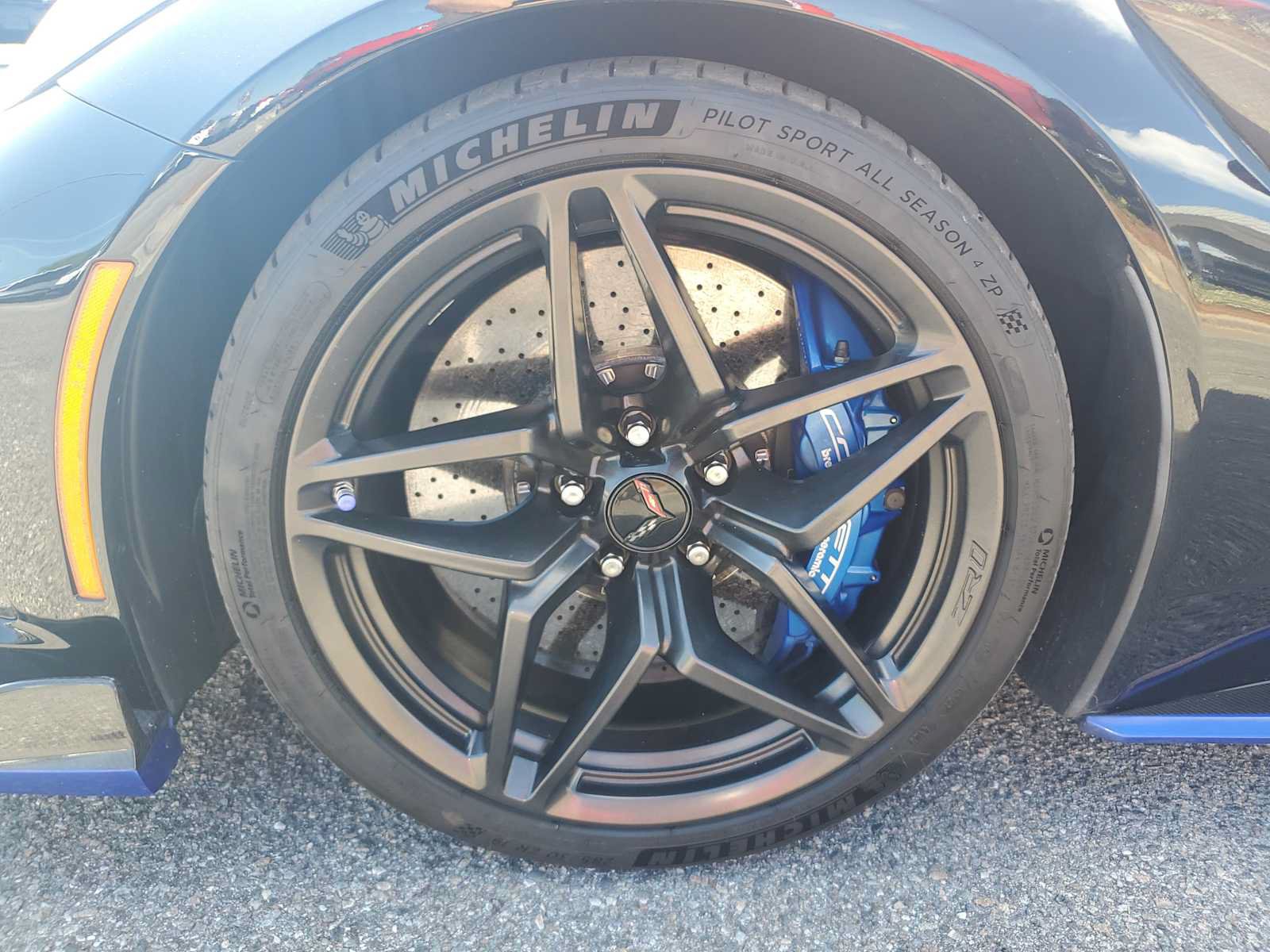 Used 2019 Chevrolet Corvette ZR1 RWD image 9