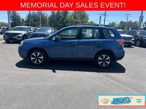 Used 2018 Subaru Forester 2.5i w/ Alloy Wheel Package AWD/4WD image 4