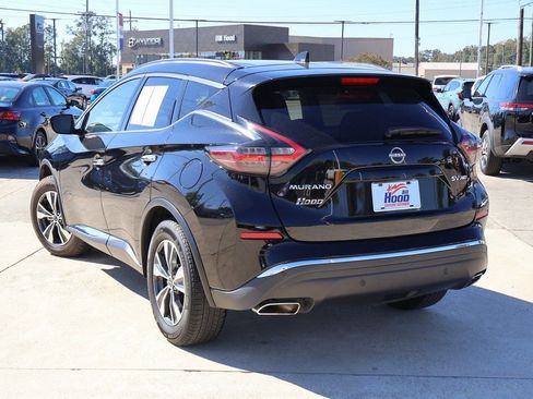 Used 2023 Nissan Murano SV image 2