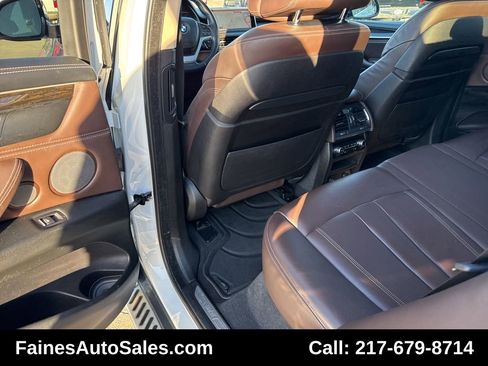 Used 2015 BMW X5 xDrive35d image 28