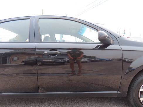 Used 2011 Chevrolet Aveo LT w/ Power and Convenience Package FWD image 20