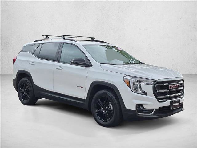 Used 2023 GMC Terrain AT4 AWD/4WD image 3