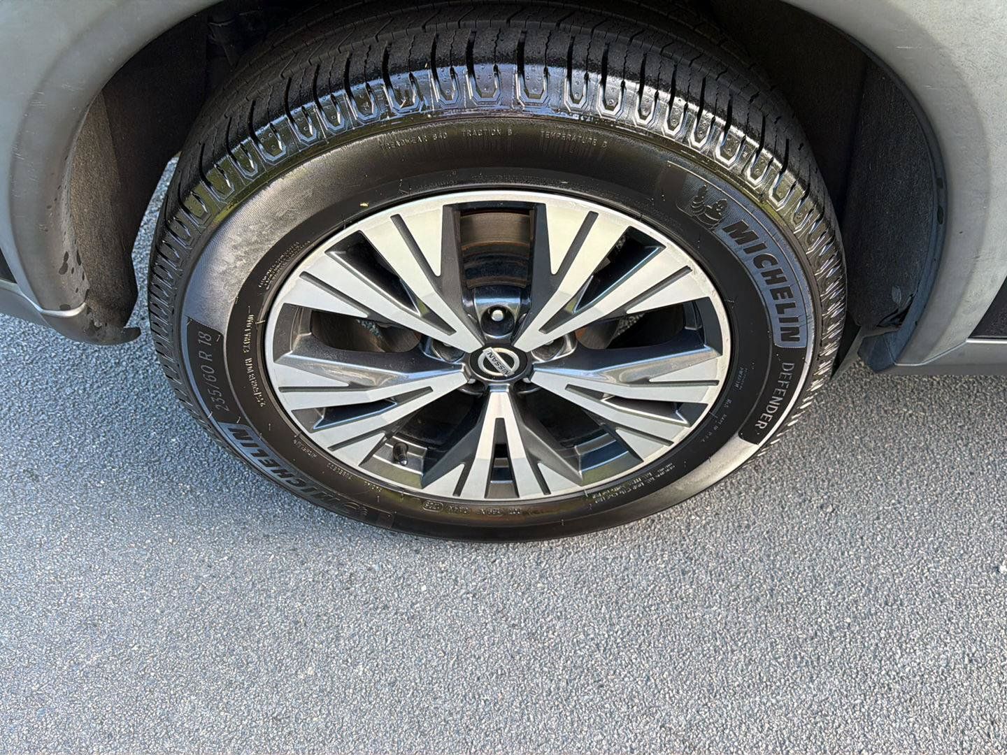 Used 2021 Nissan Rogue SV AWD/4WD image 38