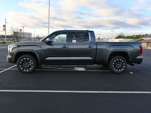 New 2026 Toyota Tundra Limited AWD/4WD image 4